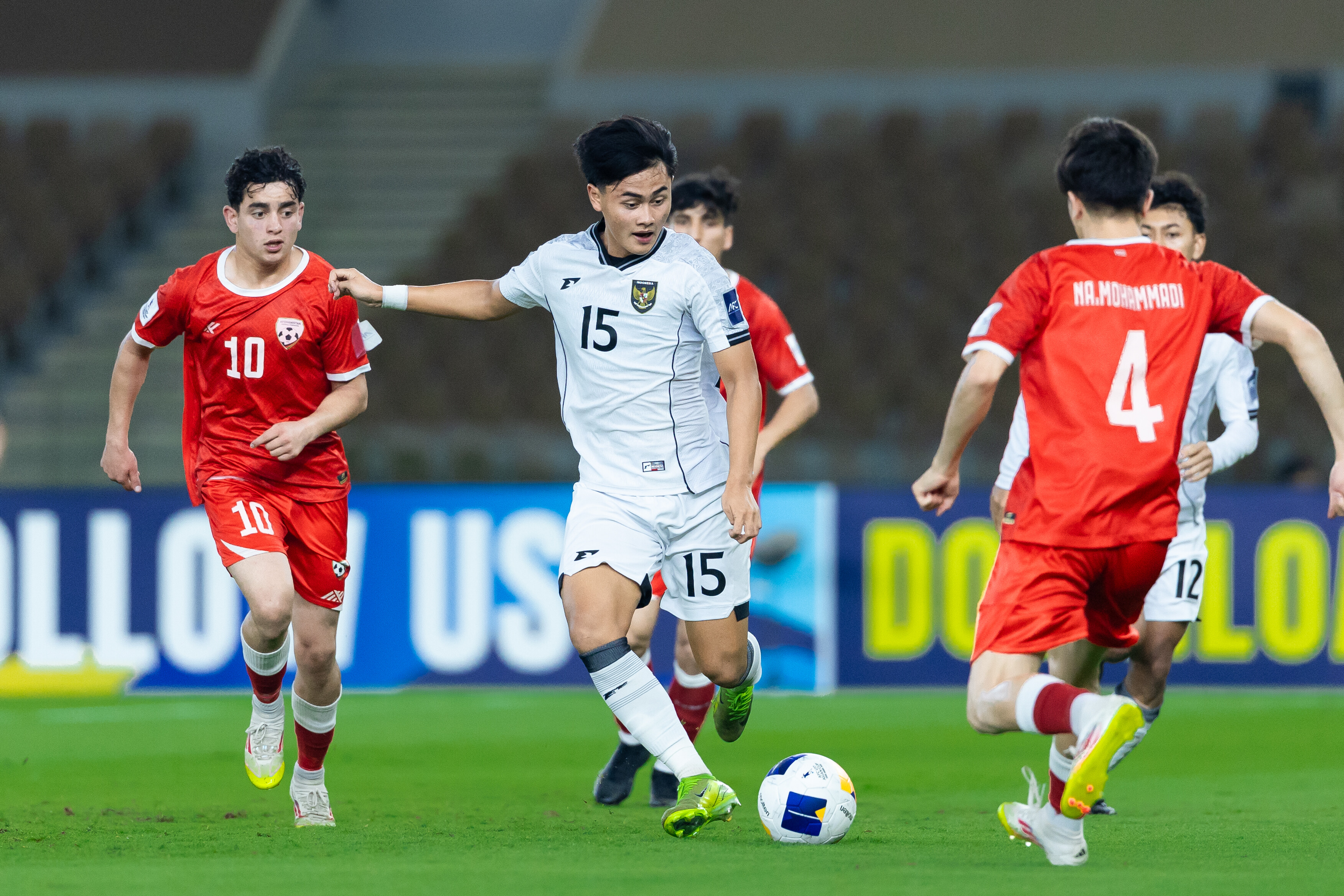 印尼队力克泰国队,石宇奇带队取胜 印尼队力克泰国队,石宇奇带队取胜