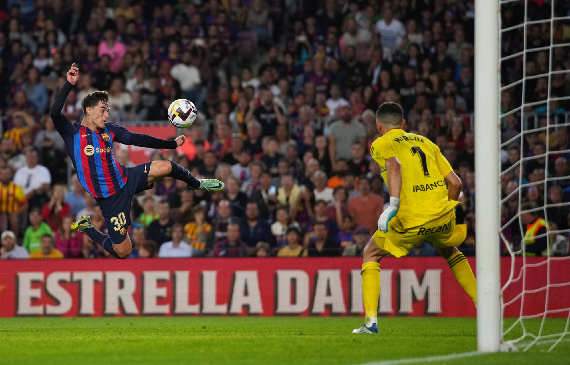 雷速体育下载-巴萨翻盘阿根廷，格列兹曼带队取胜