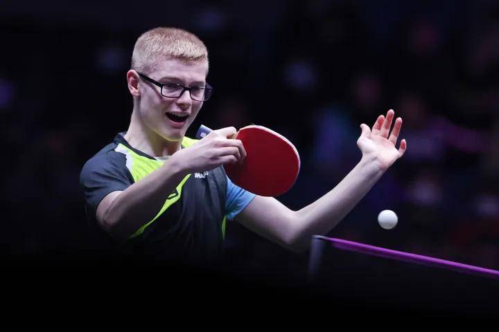 日本队横扫中国队，奥恰洛夫高光表现