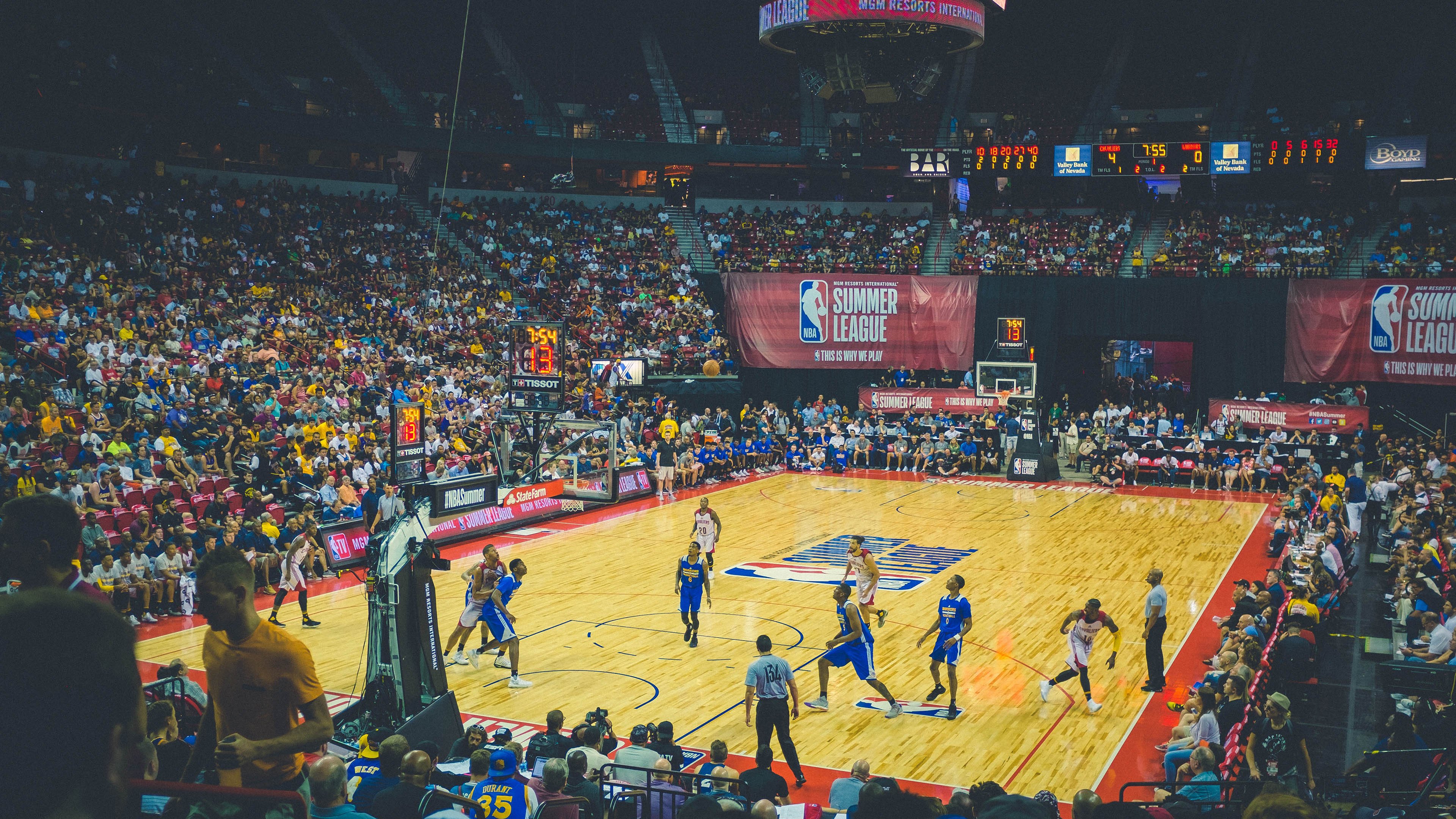 NBA季后赛焦点战，山西队绝杀吉林队